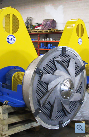 Large paper pulper